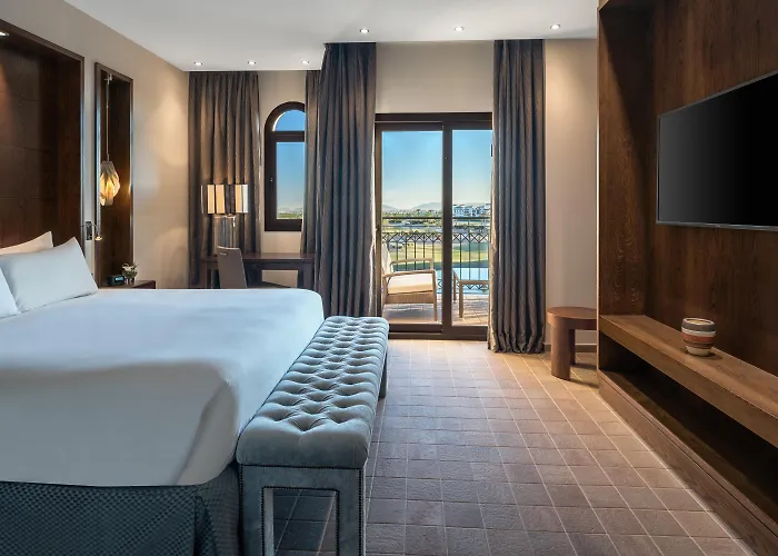 Doubletree By Hilton La Torre Golf Resort Roldan