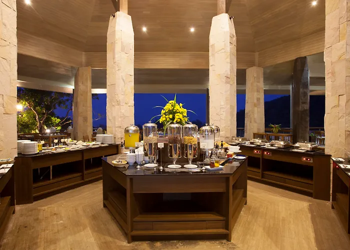 Mandarava Resort And Spa, Karon Beach