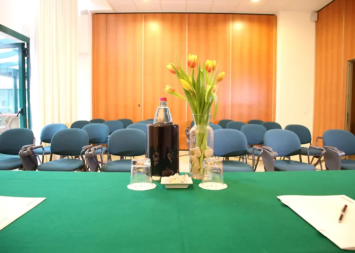 Phi Hotel Emilia