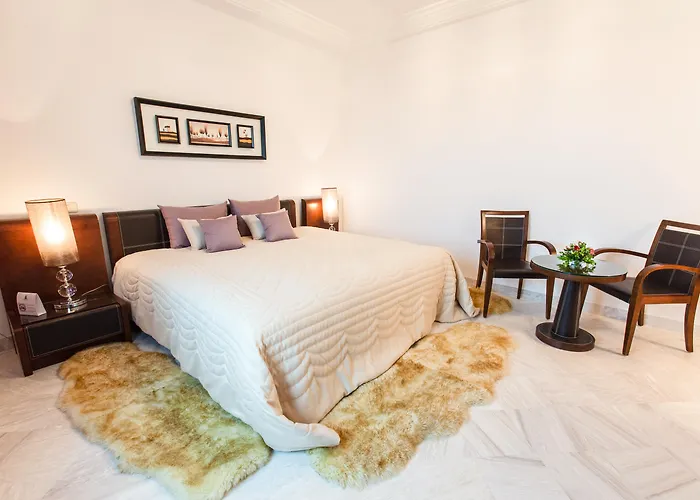 The Penthouse Suites Hotel Ariana