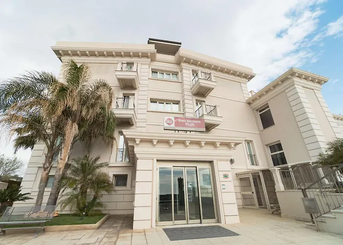 Best Western Plus Hotel Perla Del Porto