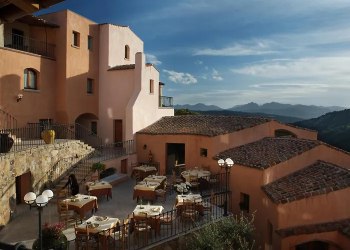 Hotel Arathena San Pantaleo