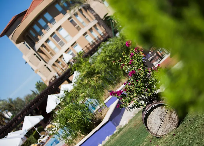 Xanthe Resort & Spa