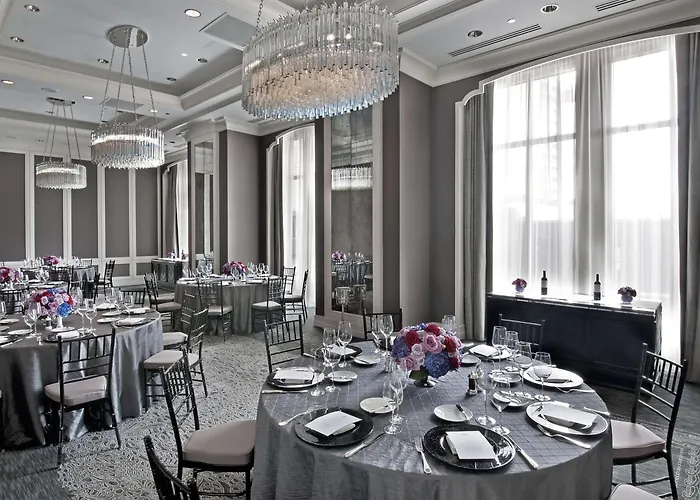 Waldorf Astoria Chicago