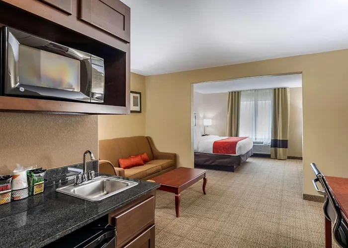 Comfort Suites