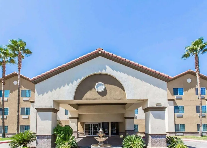 Comfort Suites Bakersfield