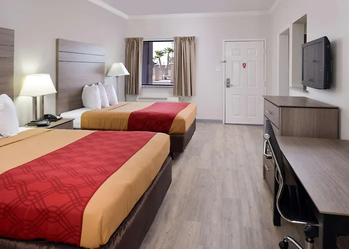 Econo Lodge Inn & Suites Port Arthur Near Sabine Pass