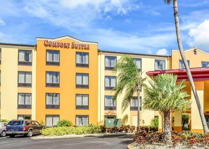 Comfort Suites Tampa - Brandon