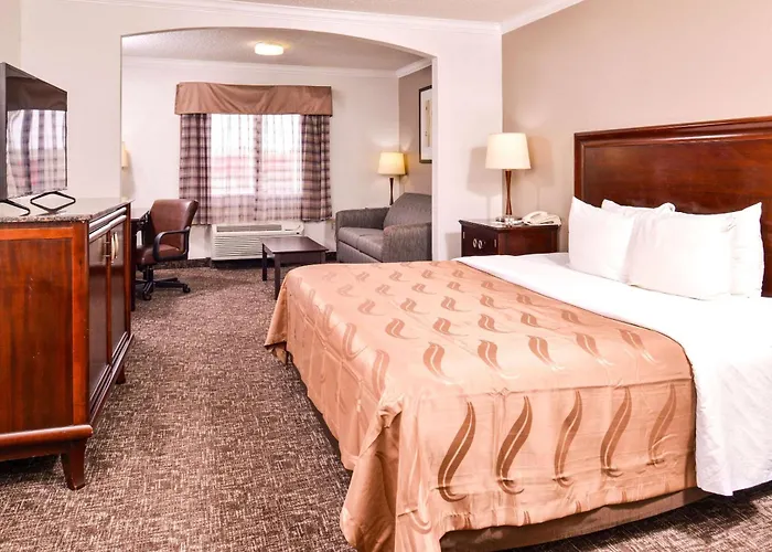 Quality Inn & Suites Beaumont