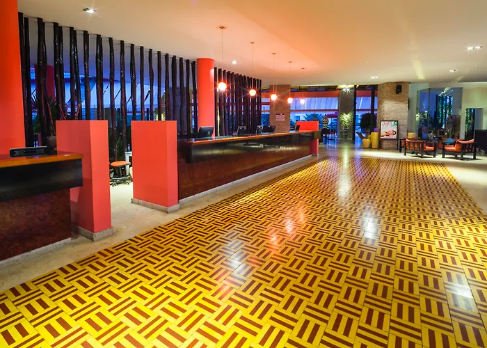 Decameron Baru Pendales