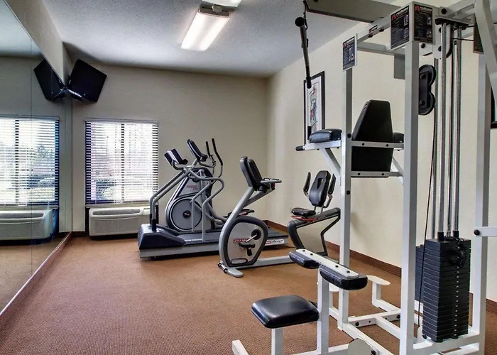 Comfort Inn & Suites Moss Point Pascagoula