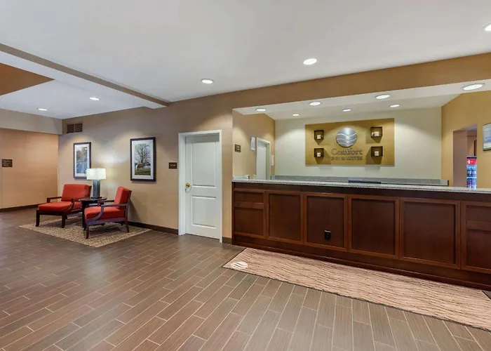 Comfort Inn & Suites Northern Kentucky Wilder