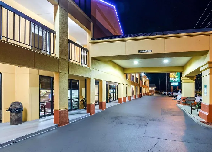 Quality Inn Tanglewood Roanoke