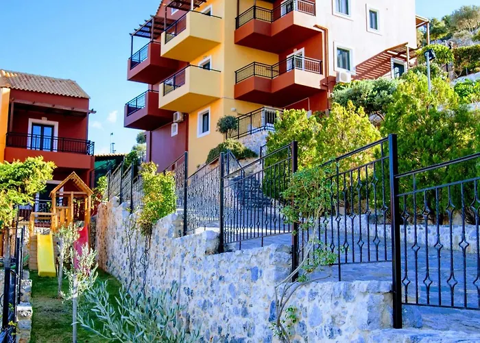 Ippoliti Village