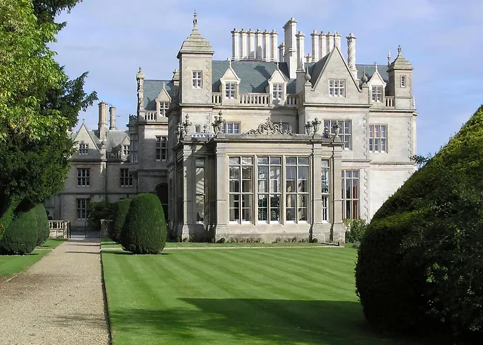 Stoke Rochford Hall