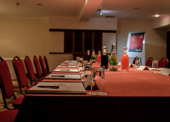 Alona Hotel Bothwell