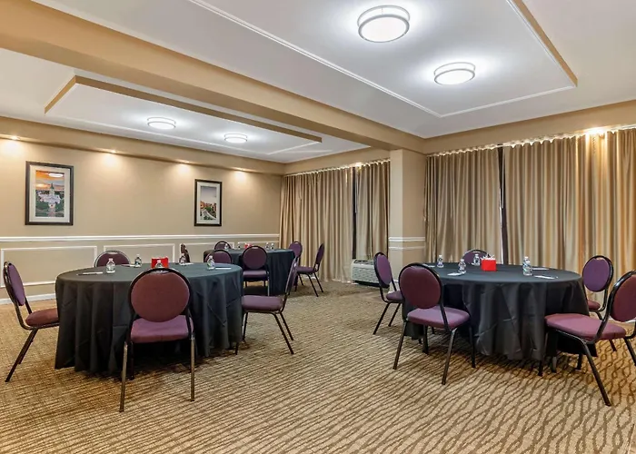 Comfort Inn & Suites Athens North Bogart
