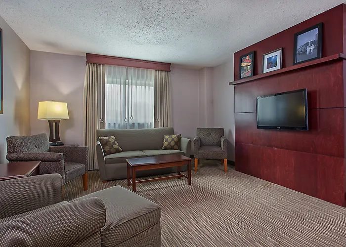 Holiday Inn University Plaza-Bowling Green By Ihg