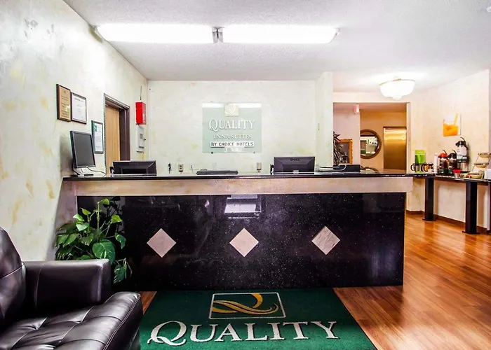 Quality Inn & Suites Champaign North - Urbana