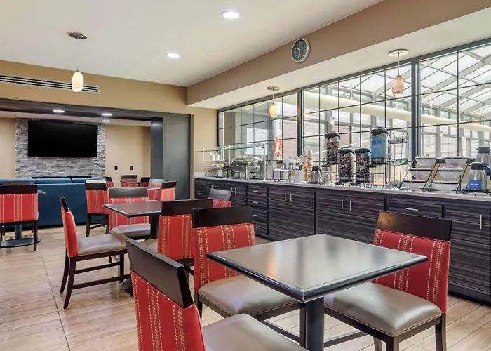Comfort Inn & Suites Perry National Fairgrounds Area