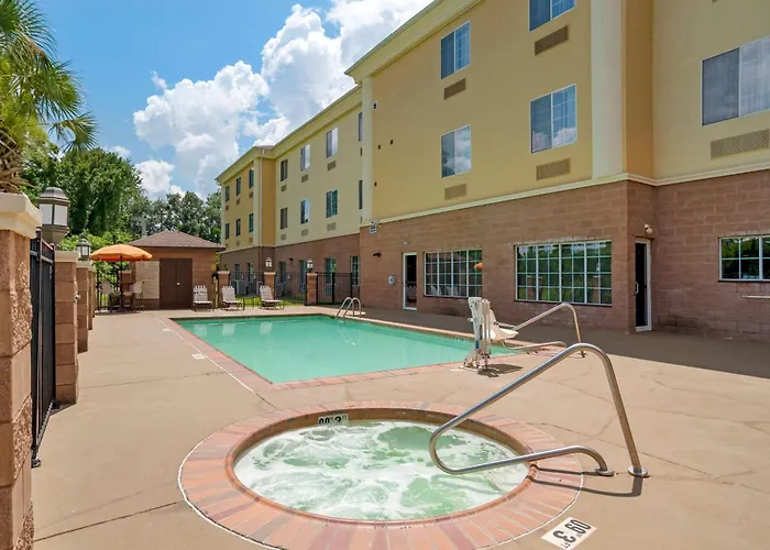Comfort Suites Alexandria North