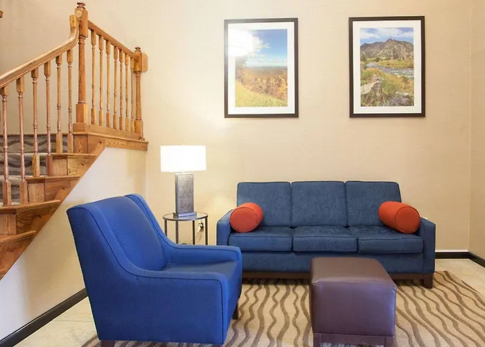 Quality Inn & Suites I-40 East