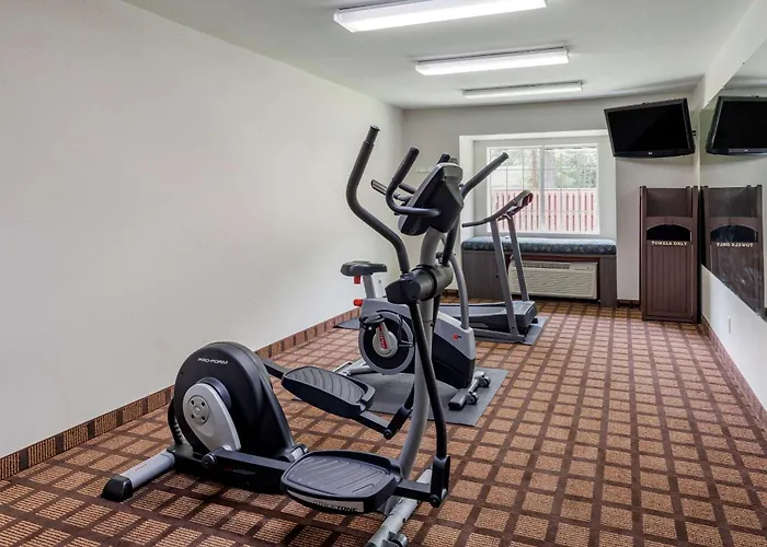 Quality Inn & Suites Longview I-20