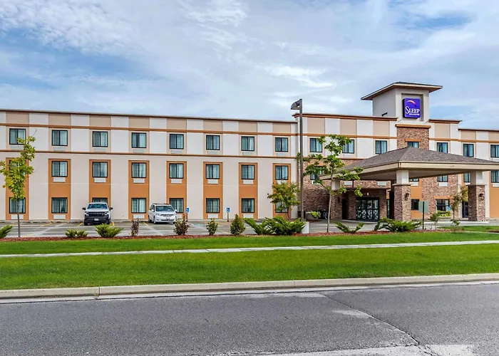 Sleep Inn & Suites Near Isu Campus