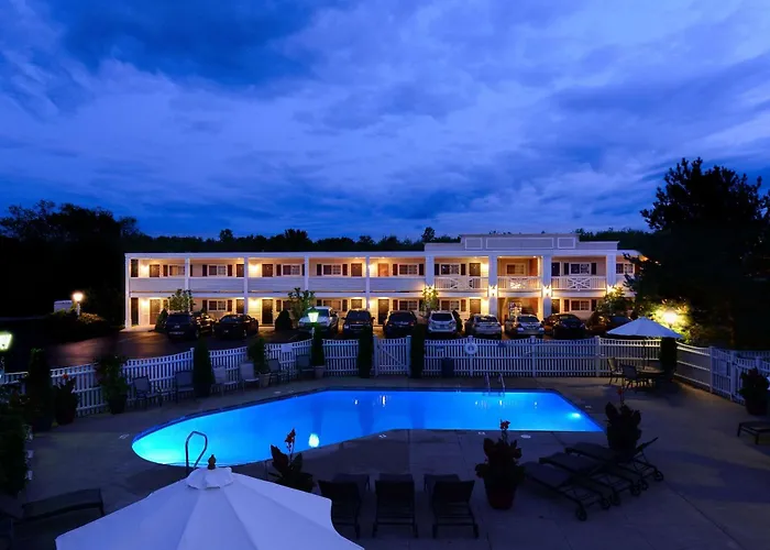 Port Inn And Suites , An Ascend Collection