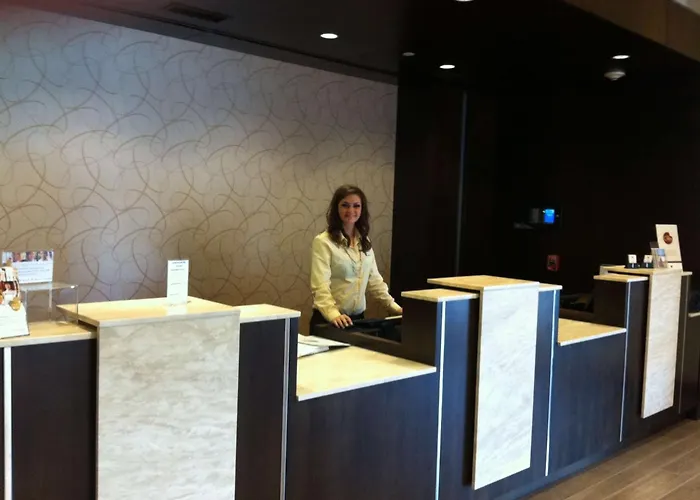 Doubletree By Hilton Hotel Denver - Thornton