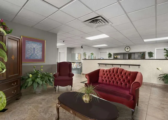 Howard Johnson By Wyndham Winter Haven Fl