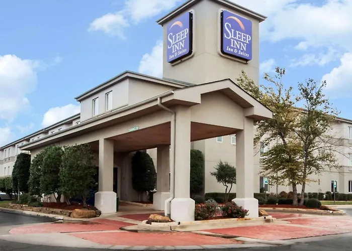 Sleep Inn & Suites Near University