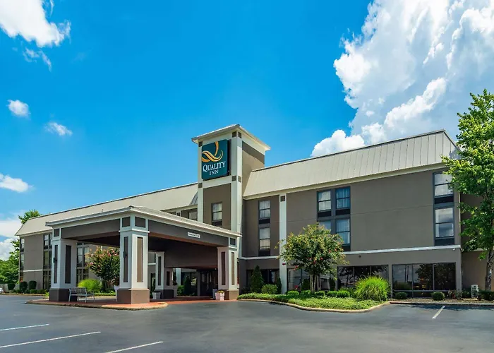 Quality Inn Valley - West Point