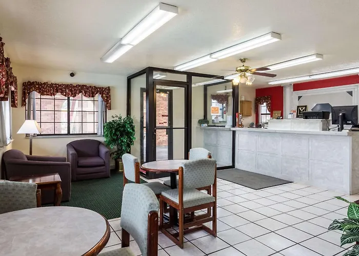 Econo Lodge & Suites Brinkley