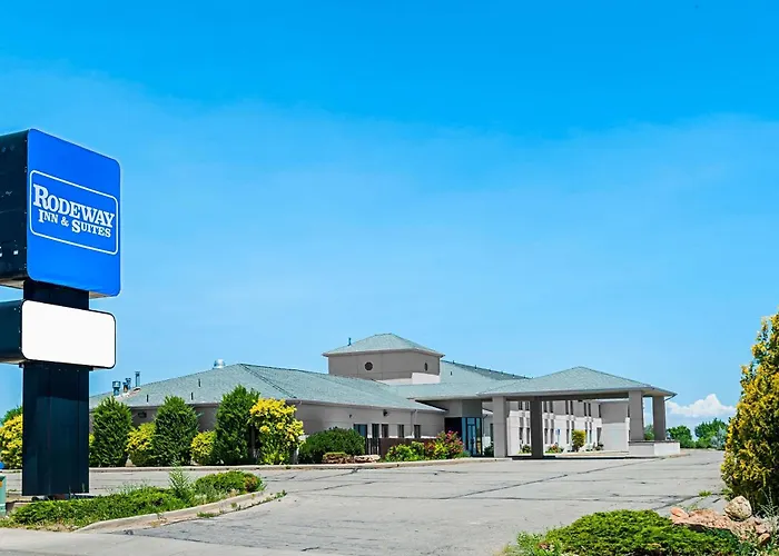 Rodeway Inn & Suites