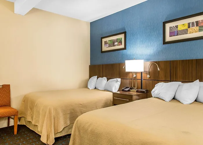 Quality Inn & Suites Middletown - Newport