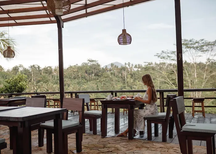 Adiwana Dara Ayu Villas