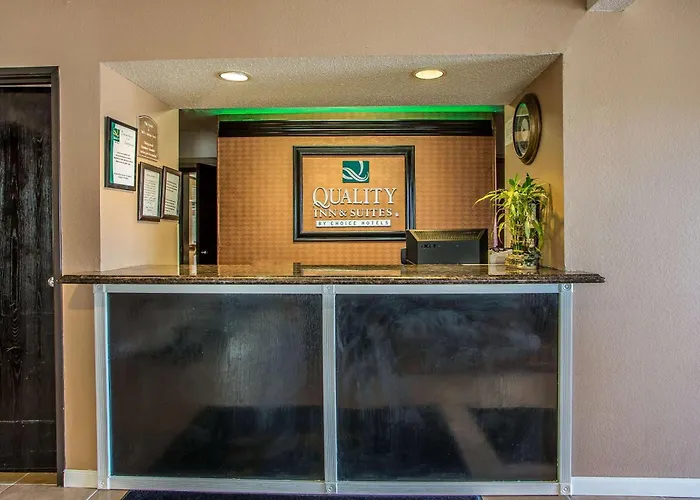 Quality Inn & Suites