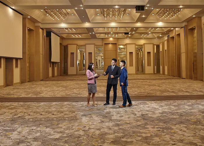 Quest Plus Conference Center, Clark