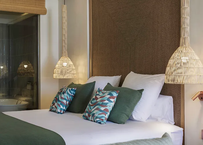 Cala San Miguel Ibiza Resort, Adults Only, Curio Collection By Hilton Port de Sant Miguel