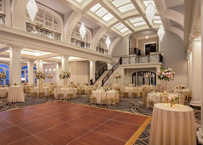 The Virginian Lynchburg, Curio Collection By Hilton Hotel