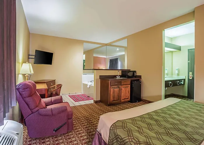Econo Lodge Inn & Suites Ripley