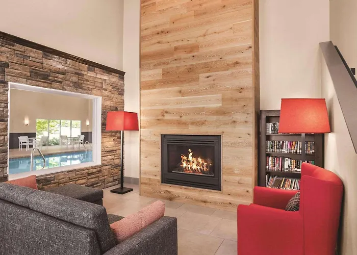 Country Inn & Suites By Radisson, Buffalo, Mn