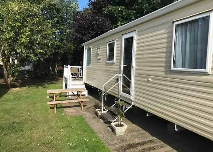 The Winchester: Pet-Friendly Caravan on Broadland Sands Holiday Park