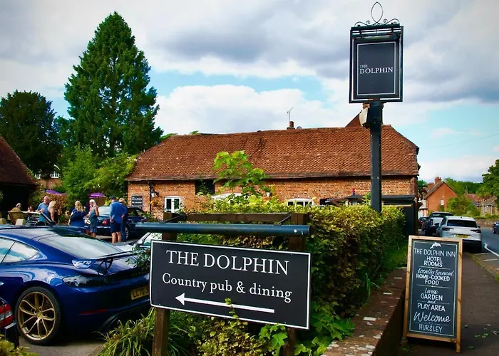Hursley Rooms - The Dolphin