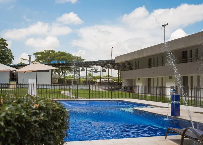 Hotel Palo Grande Cf Pereira