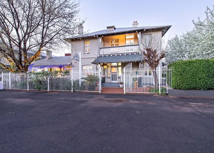 Westbury Dubbo