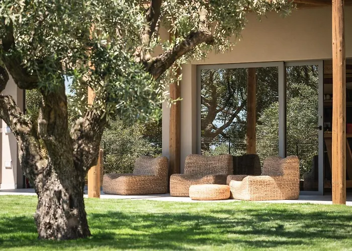 Hang Loose Cottage Hotel&Resort 4 stelle Gizzeria Calabria