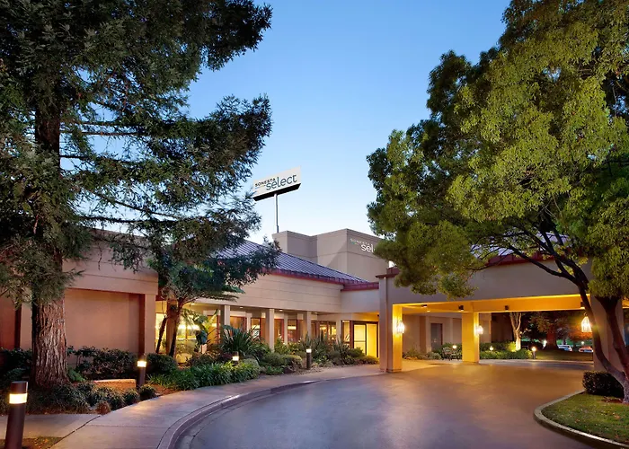 Sonesta Select San Jose Airport