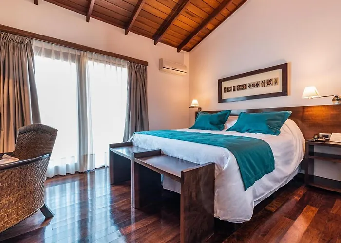 Bemar Carmelo Hotel